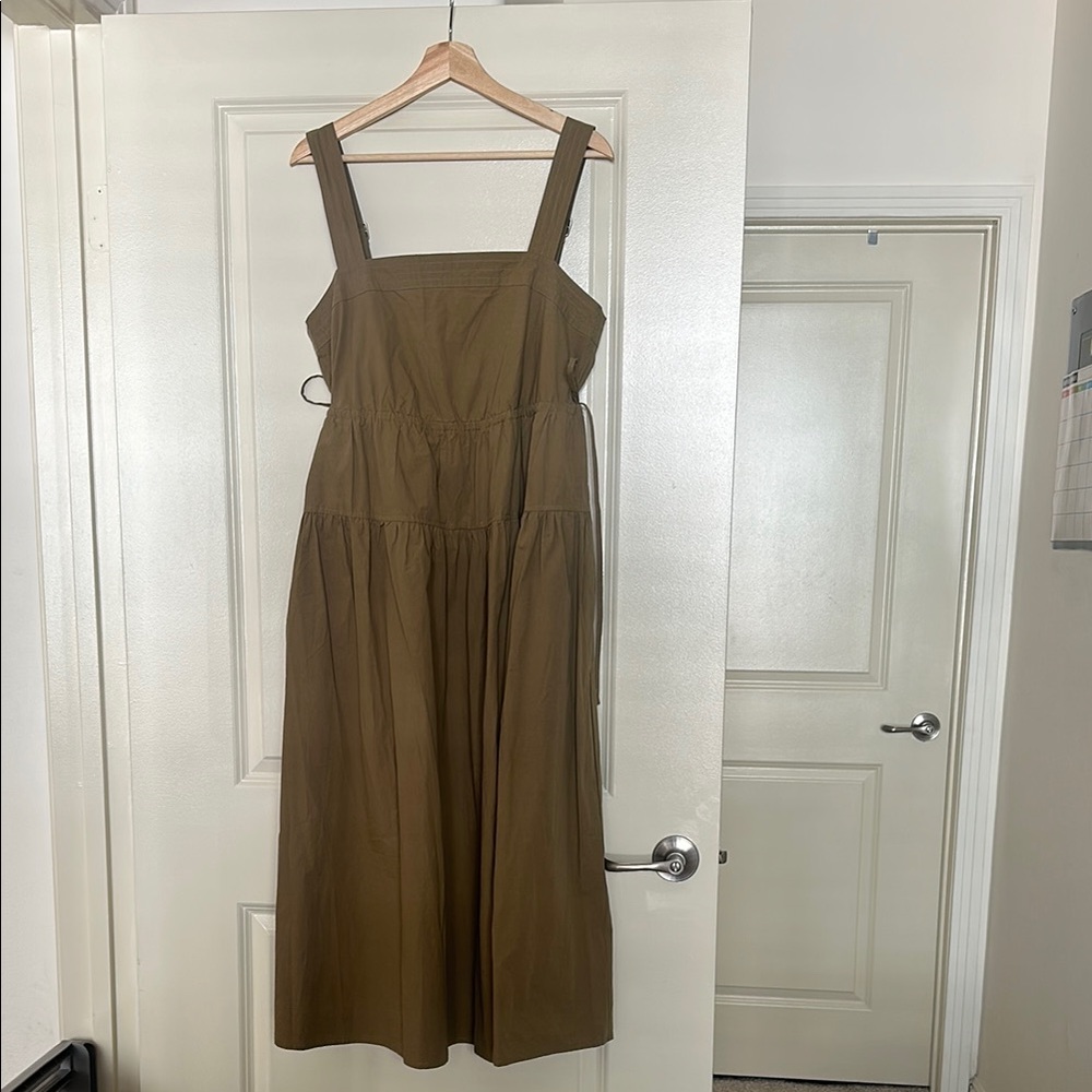 Mod Ref  Green Khaki  Sleeveless Dress